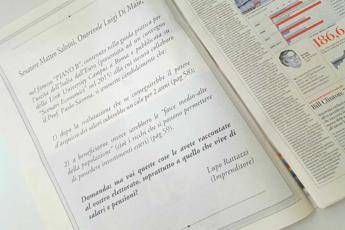 Compra pagina di Repubblica per contestare Salvini e Di Maio Compra pagina di Repubblica per contestare Salvini e Di Maio