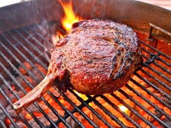 Food: 'Bbq&Ipa', a Roma la sfida tra i maestri del barbecue italiano e Usa Food: 'Bbq&Ipa', a Roma la sfida tra i maestri del barbecue italiano e Usa