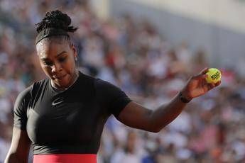 Serena Williams si ritira dal Roland Garros Serena Williams si ritira dal Roland Garros