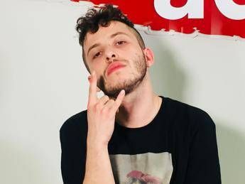Low Low: Il rap che faccio io è unico Low Low: Il rap che faccio io è unico