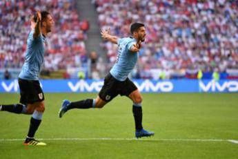 L'Uruguay vola agli ottavi L'Uruguay vola agli ottavi