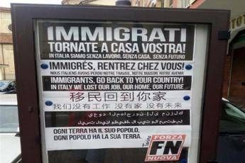 Manifesto anti-immigrati, Forza Nuova sotto accusa Manifesto anti-immigrati, Forza Nuova sotto accusa