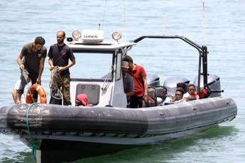 Naufragio in Libia: morti 3 bimbi Naufragio in Libia: morti 3 bimbi