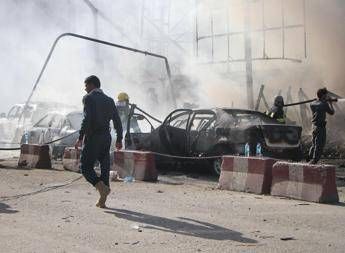 Afghanistan, 12 morti in un attentato Is Afghanistan, 12 morti in un attentato Is