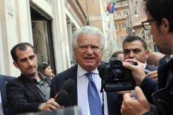 Acquisto palazzo a Roma, assolto Verdini Acquisto palazzo a Roma, assolto Verdini