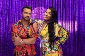 Luis Fonsi è tornato, quest'estate si canta e si balla 'Calypso' Luis Fonsi è tornato, quest'estate si canta e si balla 'Calypso'