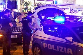 Rimini, turisti pestati a sangue per un orologio Rimini, turisti pestati a sangue per un orologio