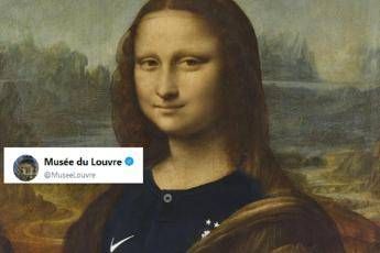 Gioconda in maglia francese, rivolta social contro il Louvre Gioconda in maglia francese, rivolta social contro il Louvre