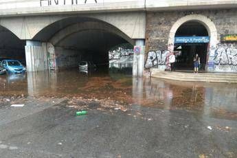 Bomba d'acqua a Roma, metro allagata Bomba d'acqua a Roma, metro allagata