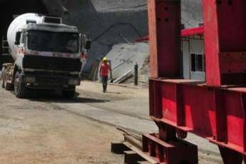 Laos, crolla diga: morti e dispersi Laos, crolla diga: morti e dispersi