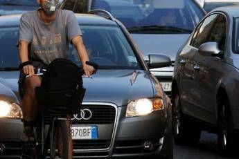 Lotta allo smog, Ue: Emissioni giù del 40% entro 2030 Lotta allo smog, Ue: Emissioni giù del 40% entro 2030
