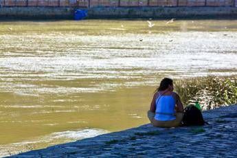 Spiaggia sul Tevere, nessun accordo coi rom Spiaggia sul Tevere, nessun accordo coi rom