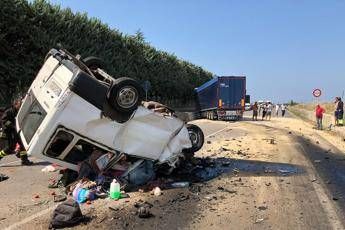 La strage dei braccianti La strage dei braccianti