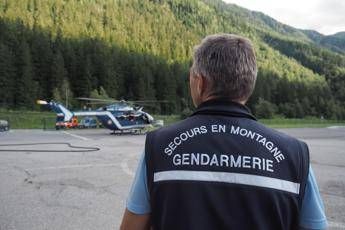 Dispersi sul Monte Bianco, si cercano gli altri 2 corpi Dispersi sul Monte Bianco, si cercano gli altri 2 corpi