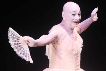 Morto il coreografo Lindsay Kemp Morto il coreografo Lindsay Kemp