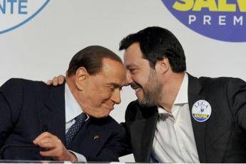 Silvio difende Salvini Silvio difende Salvini