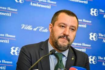 Pronti a guerra con Salvini, e il ministro risponde ai migranti Pronti a guerra con Salvini, e il ministro risponde ai migranti