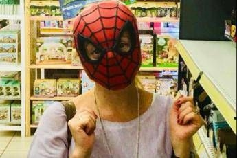 Meloni in versione Spider-Man, mistero sui social Meloni in versione Spider-Man, mistero sui social