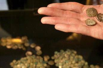 Trovato un tesoro di monete d'oro a Como Trovato un tesoro di monete d'oro a Como