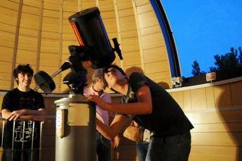 Asteroide passerà vicino alla Terra Asteroide passerà vicino alla Terra