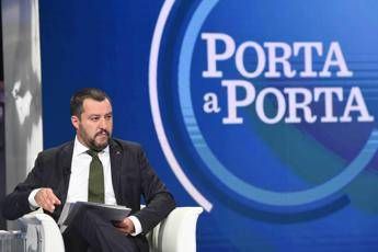 Salvini promette 'quota 100' Salvini promette 'quota 100'
