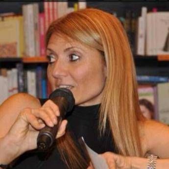 Ad Elvira Terranova ed Emma Dante il 'Premio Riviera dei Marmi 2018' Ad Elvira Terranova ed Emma Dante il 'Premio Riviera dei Marmi 2018'