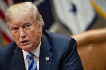 Trump nei guai, vicino accordo Manafort-Mueller Trump nei guai, vicino accordo Manafort-Mueller