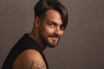 Arriva 'Dieci', il nuovo album di Valerio Scanu Arriva 'Dieci', il nuovo album di Valerio Scanu