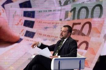 Fondi Lega, Salvini paga a rate Fondi Lega, Salvini paga a rate