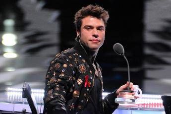 Fedez sta con Asia Fedez sta con Asia