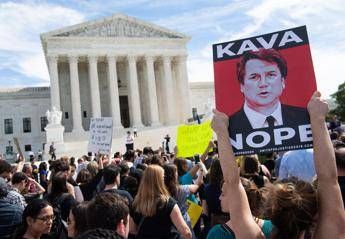 Kavanaugh, Trump ordina inchiesta Fbi Kavanaugh, Trump ordina inchiesta Fbi