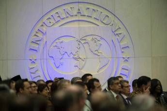 Fmi taglia stime Pil Italia Fmi taglia stime Pil Italia