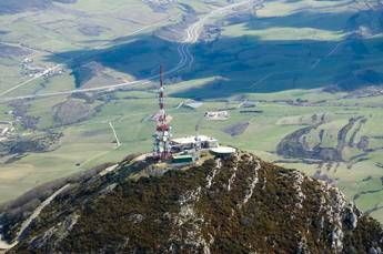 Cellnex apre sfida 5G e punta a nuove torri in Italia Cellnex apre sfida 5G e punta a nuove torri in Italia