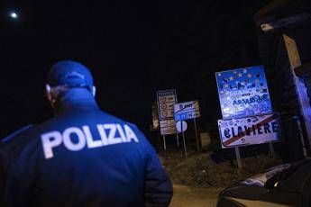 Migranti, a Claviere arrivano i funzionari del Viminale Migranti, a Claviere arrivano i funzionari del Viminale