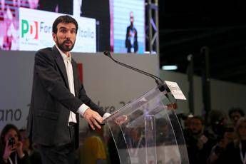Martina chiude il mandato: Andare oltre il Pd Martina chiude il mandato: Andare oltre il Pd