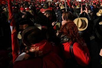 Cgil: Domani operai Forestas in piazza contro contratto Cgil: Domani operai Forestas in piazza contro contratto