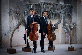 2Cellos in concerto a Milano il 30 marzo con orchestra: Un nuovo grande show! 2Cellos in concerto a Milano il 30 marzo con orchestra: Un nuovo grande show!