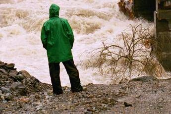 Maltempo, la furia del fiume a Mondovì /Video Maltempo, la furia del fiume a Mondovì /Video