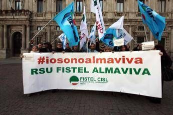 Almaviva, giovedì 27 nuovo incontro per scongiurare licenziamenti Almaviva, giovedì 27 nuovo incontro per scongiurare licenziamenti