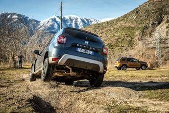 Nuovo Dacia Duster, cambia tutto (tranne il prezzo) Nuovo Dacia Duster, cambia tutto (tranne il prezzo)