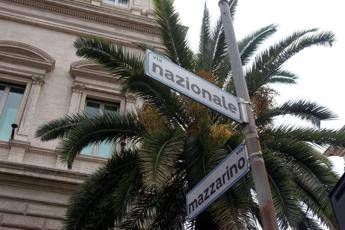 Bankitalia taglia stime crescita Italia, nel 2017 Pil a +0,9% Bankitalia taglia stime crescita Italia, nel 2017 Pil a +0,9%