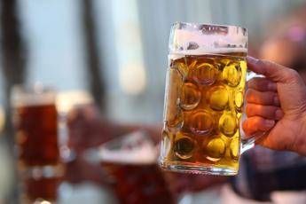 Caffè, birra e pizza alimenti 'social': ecco i cibi più twittati Caffè, birra e pizza alimenti 'social': ecco i cibi più twittati