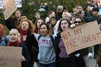 Usa, Trump e la guerra all'aborto: è corsa ai contraccettivi Usa, Trump e la guerra all'aborto: è corsa ai contraccettivi