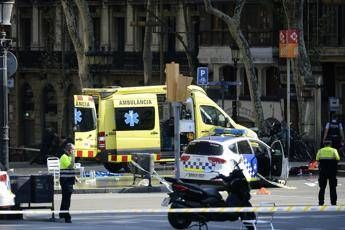 Madre del terrorista in fuga: Consegnati Madre del terrorista in fuga: Consegnati