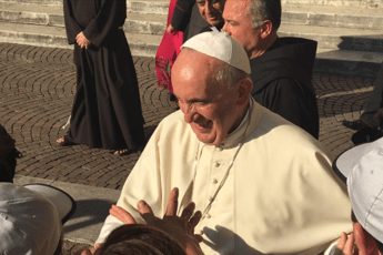 Papa Francesco: Mi manca tanto solo una cosa, uscire e andare per strada Papa Francesco: Mi manca tanto solo una cosa, uscire e andare per strada
