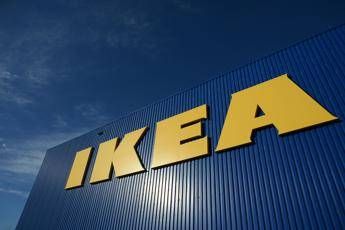 Ikea, 2 bimbi uccisi da cassettiere instabili Ikea, 2 bimbi uccisi da cassettiere instabili