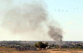 Scontri in Libia: caos a Tripoli Scontri in Libia: caos a Tripoli