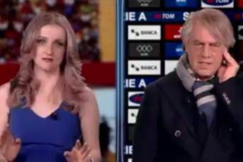 Crozza nei panni di Mancini sull'orlo di una crisi di nervi /Video Crozza nei panni di Mancini sull'orlo di una crisi di nervi /Video