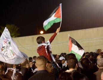 Mo, Abbas: Il mondo agisca per salvare la soluzione dei due Stati Mo, Abbas: Il mondo agisca per salvare la soluzione dei due Stati