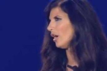 GF Vip, Pamela Prati squalificata. Lei esce e sbotta: Str.... /Video GF Vip, Pamela Prati squalificata. Lei esce e sbotta: Str.... /Video